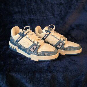 Louis Vuitton LV Trainer Sneaker, Men's Size 8